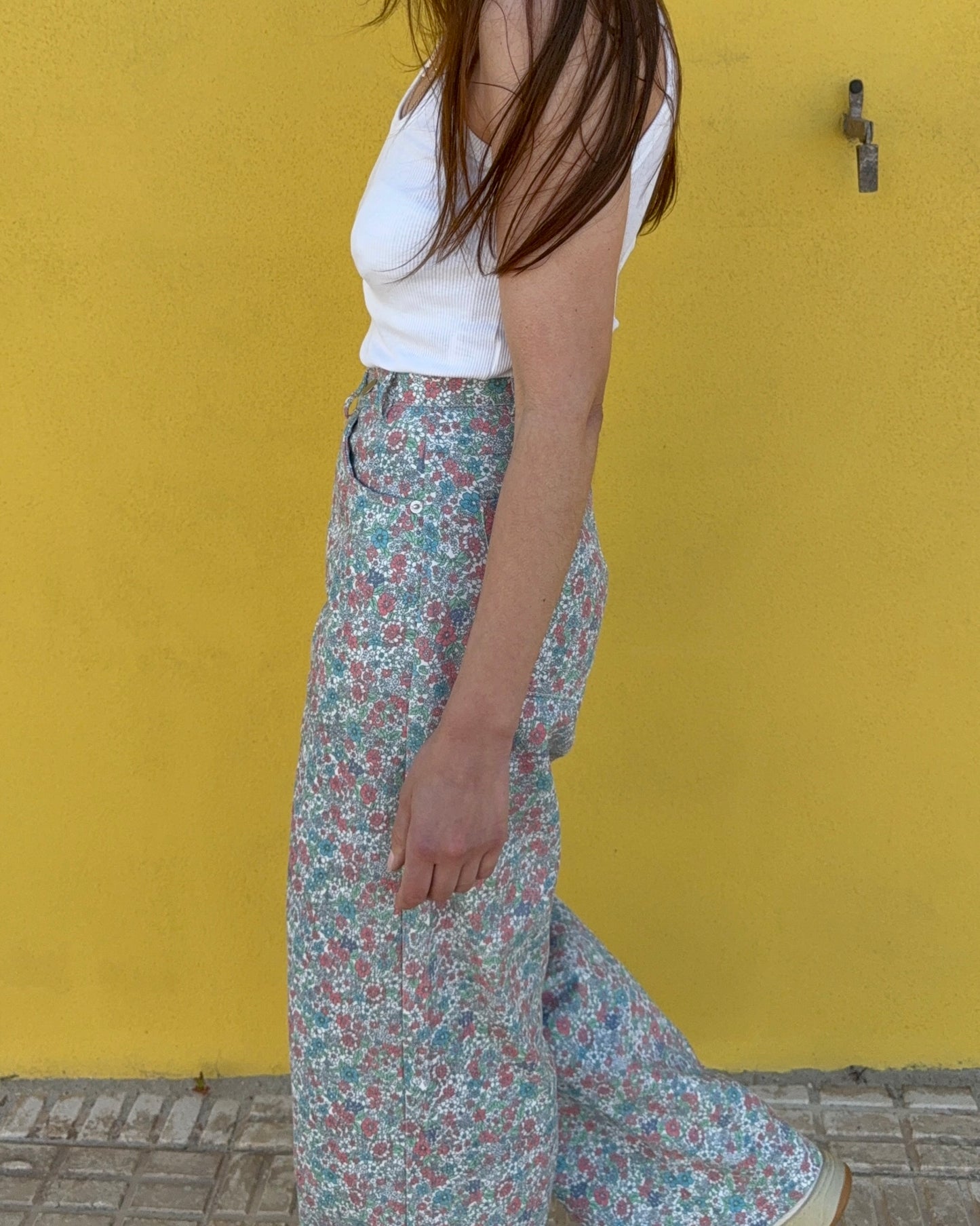 Flower Power - Wide Leg Jeans