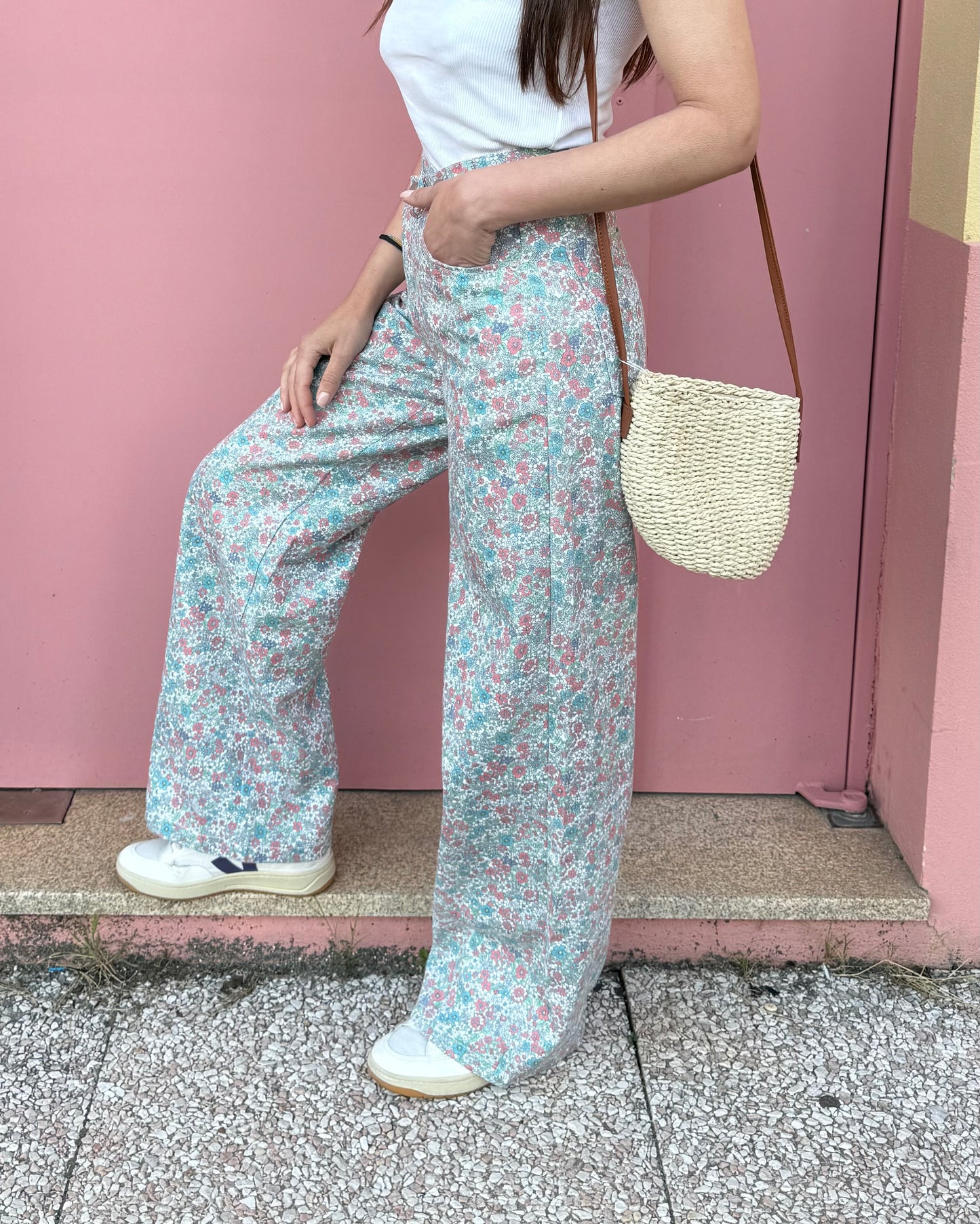 Flower Power - Wide Leg Jeans