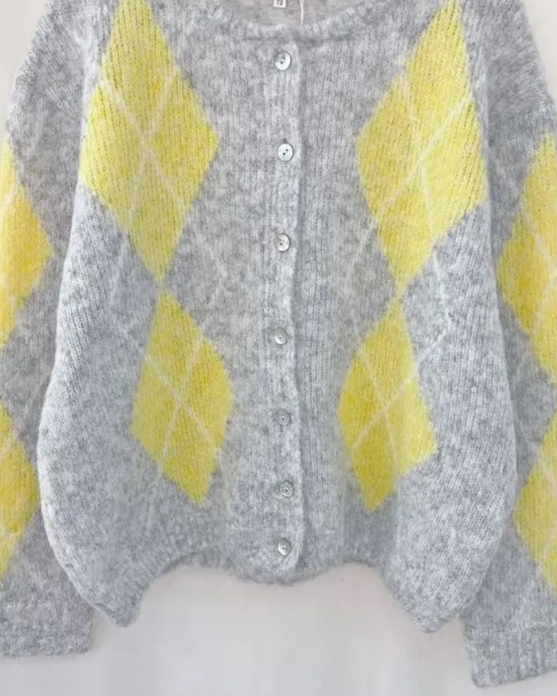 Cardigan de Losangos - Cinzento e Amarelo - PRÉ-VENDA (Envio até 12/03)