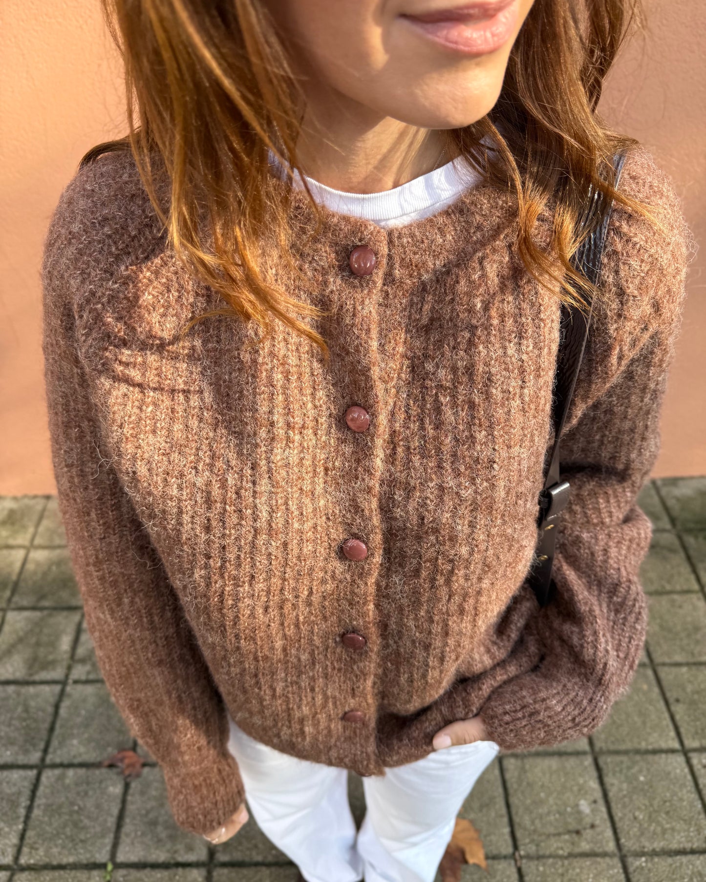Cardigan Amélia - Castanho ( Pré-venda - Envio até 09/12)
