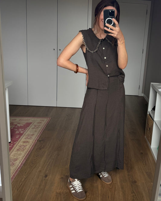 Blusa em Linho - Castanho