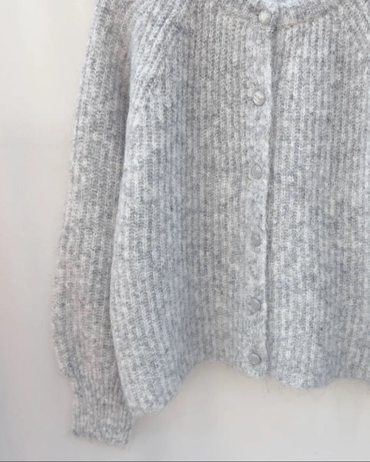 Cardigan Amélia - Cinzento - Pré-Venda -   ( Envio até 23/01)