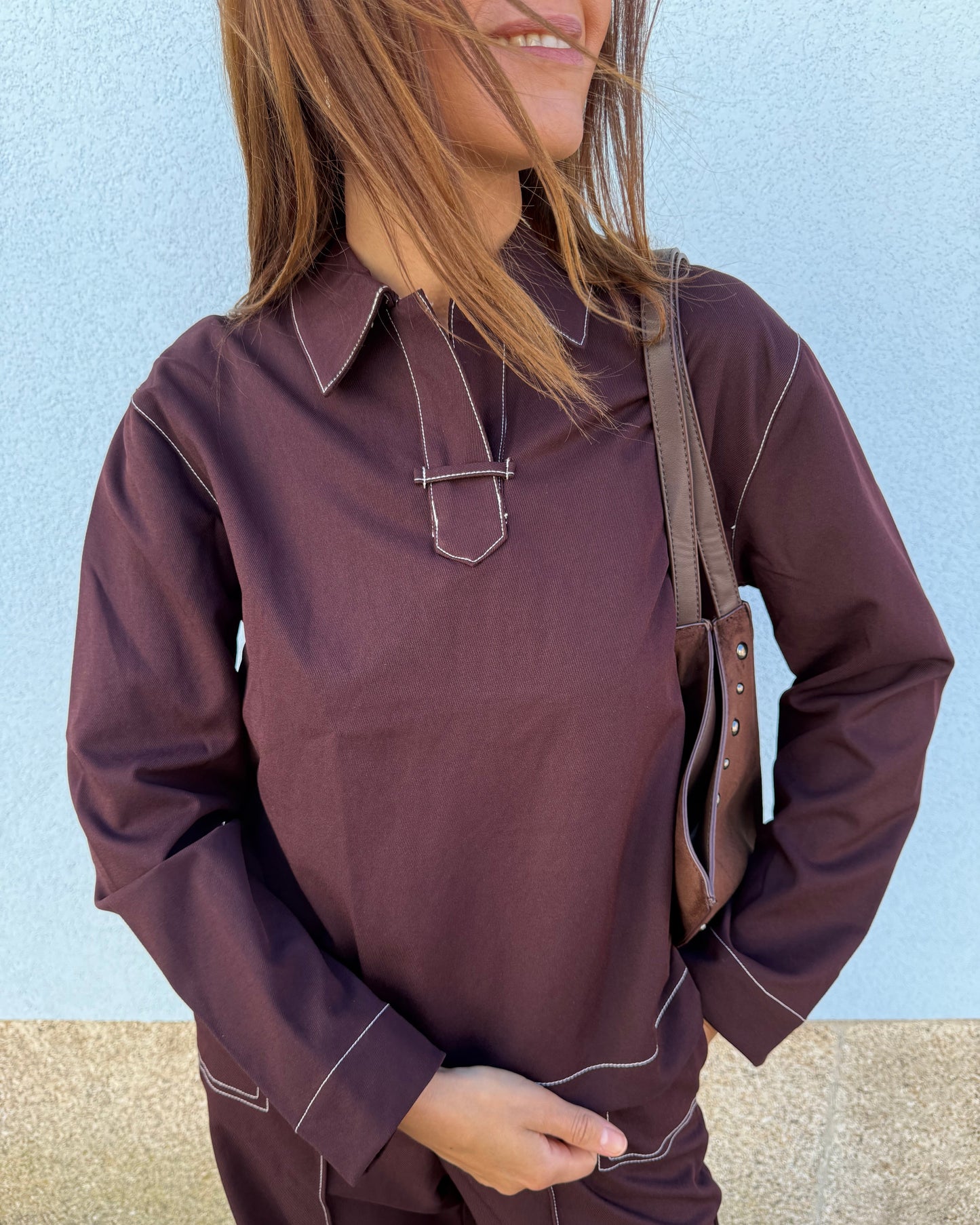 Blusa com detalhe de costuras - Bordeaux